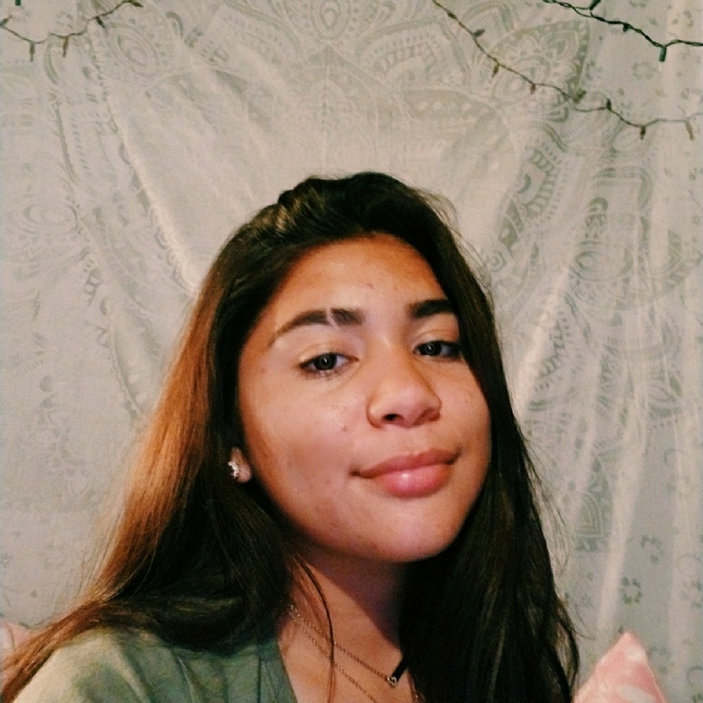 Meet your Posher, Julissa